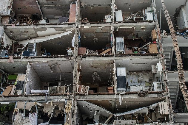 У Маріуполі окупанти готуються зносити більшість будівель, які постраждали від їх же обстрілів 