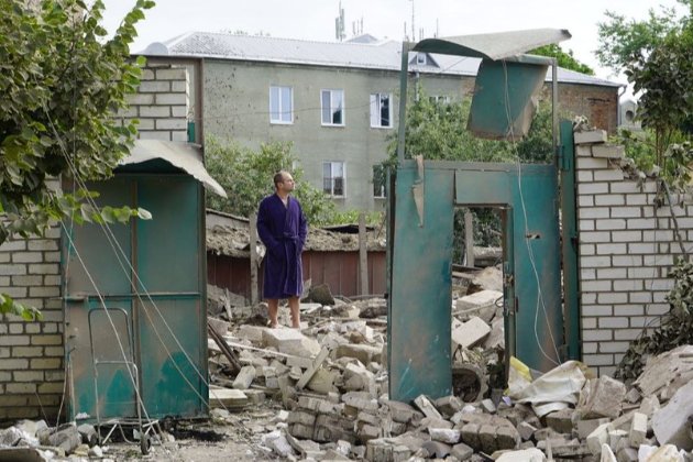 Зруйновані будинки та розбита лікарня: як виглядає Харків після нічного обстрілу (фото)
