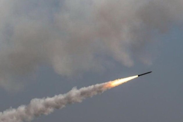 ППО збила чотири російські ракети та 10 ударних дронів під час нічної атаки
