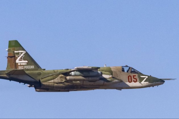 Українські захисники «Іглою» збили російський Су-25 (відео)