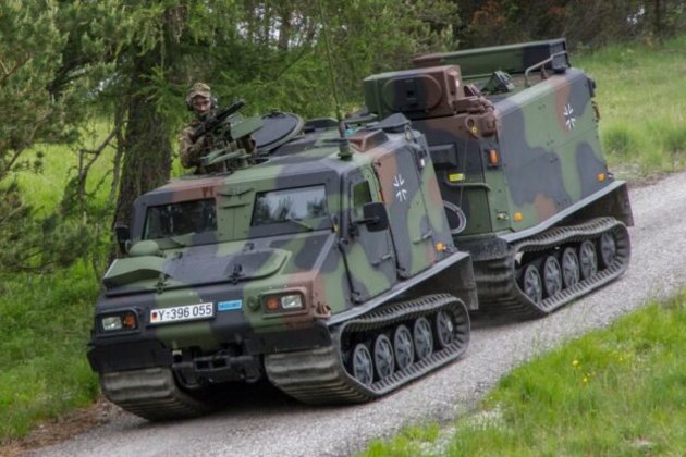 Німеччина передала Україні перші гусеничні всюдиходи Bandvagn 206