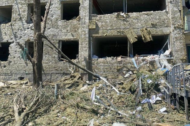 Окупанти обстріляли лікарню у Гуляйполі: двоє загиблих (оновлено)