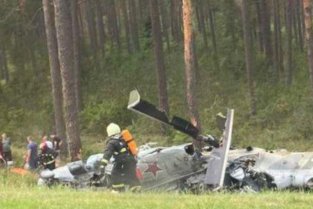 У Білорусі розбився вертоліт Мі-24, постраждав екіпаж (відео, оновлено)