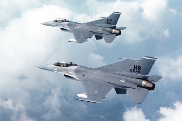 Данські винищувачі F-16 надійдуть в Україну найближчим часом — Зеленський