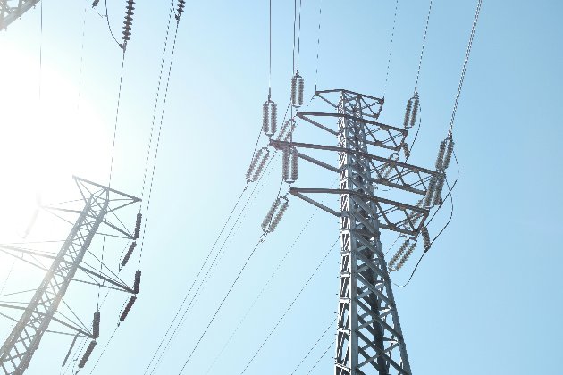 Графіки відключення електроенергії 24 червня змінили: у яких областях діють аварійні вимкнення