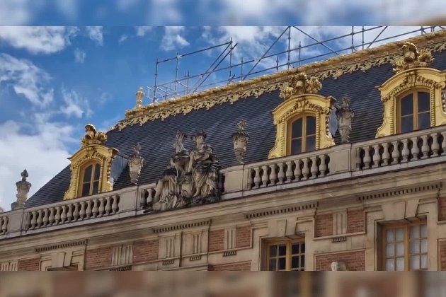 У Франції горів Версальський палац (відео)