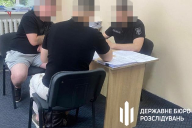 На Донеччині викрили комбата, який незаконно нарахував бійцям майже мільйон гривень — ДБР