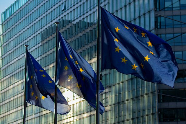FT: Євросоюз може включити росію до «сірого списку» з відмивання грошей