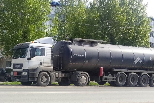 Мешканцям Криму погрожують 20-річним ув’язненням за відеозйомку бензовозів