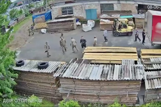На Черкащині після сутички з працівниками ТЦК відкрили справу про викрадення людини: відео