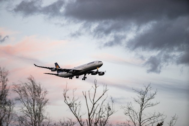 Авіакомпанія Lufthansa замінить привітання «Пані та панове!» на гендерно нейтральне