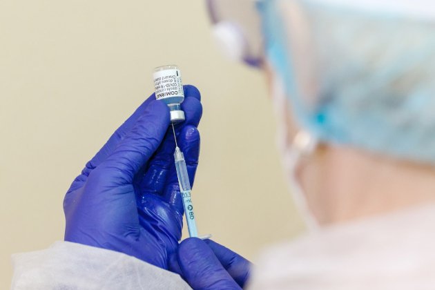 В Украине не работают 40% созданных пунктов вакцинации против COVID-19 — МЗ