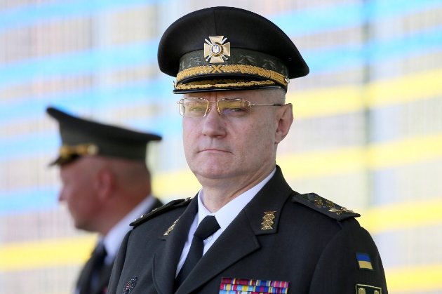 Головнокомандувач ЗСУ Хомчак іде з посади — Офіс президента