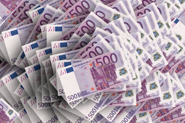 В Германии женщина неделями носила в сумке выигрышный лотерейный билет на €33 млн