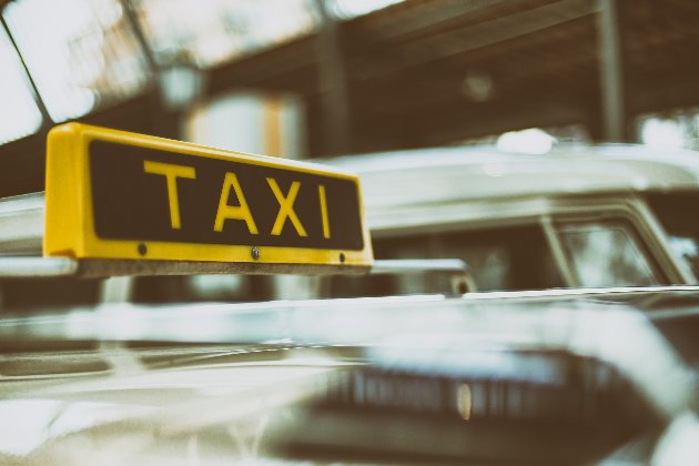 АМКУ не отримав достатніх доказів змови щодо формування цін службами таксі під час локдауну 