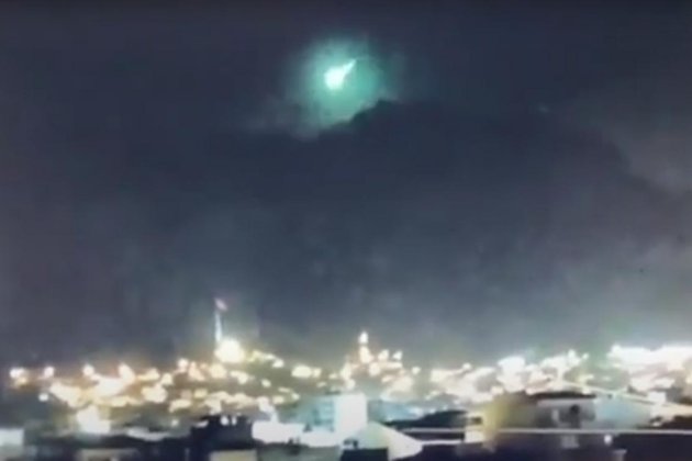 У Туреччині, де вирують лісові пожежі, впав метеорит (відео)