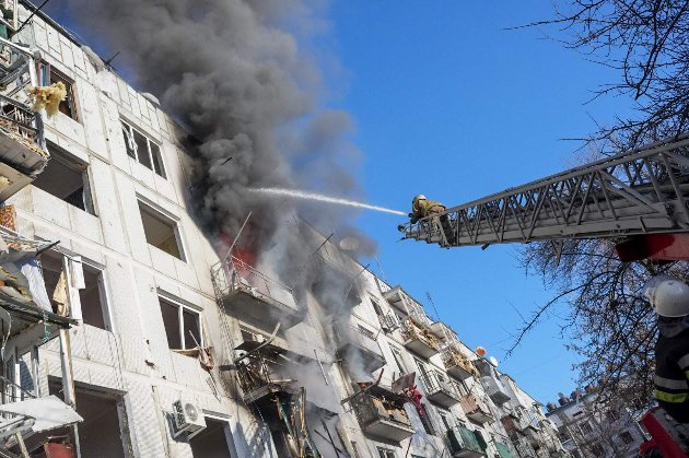 Росія обстріляла Чугуїв та Харків: є руйнування житлових будинків