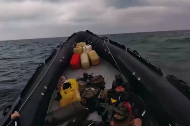 ГУР показало, як вперше застосували FPV-дрони у відкритому морі біля узбережжя Криму (відео)