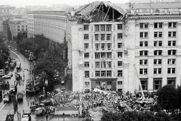 Фотоісторія. 2 серпня 1989 року сталася трагедія на Київському головпоштамті — загинуло 11 людей