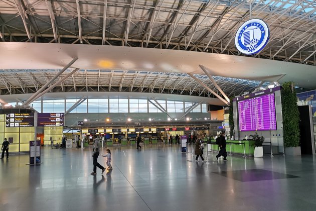 З 5 серпня Україна посилить правила в'їзду. Що потрібно знати 
