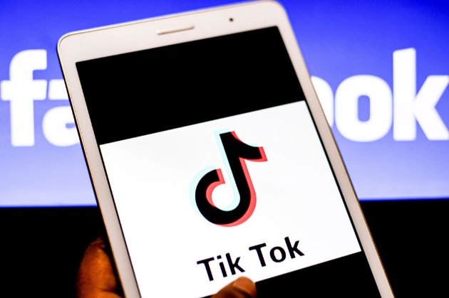 Приложение TikTok вышел на первое место по количеству загрузок в 2020 году в мире