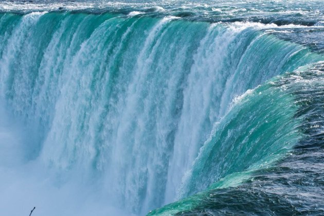 Ніагарський водоспад підсвітять синьо-жовтими кольорами до Дня Незалежності 