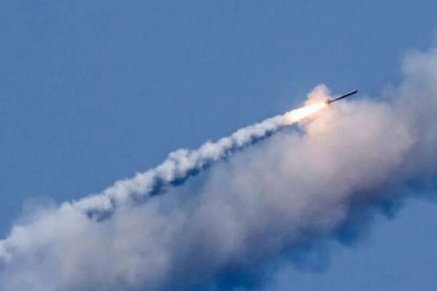 Росіяни завдали ракетних ударів по більшості районів Харкова — мер (оновлено)