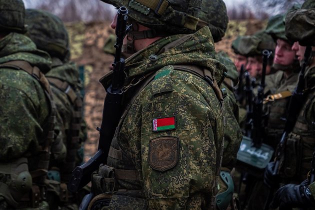 Білорусь відправляє своїх військових на навчання до рф