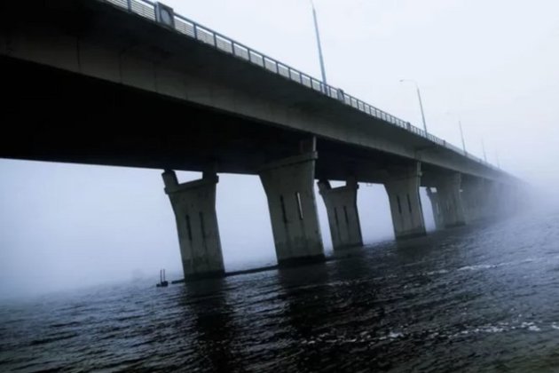 У мережі опублікували нове відео влучних ударів ЗСУ по Антонівському мосту