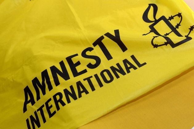 Amnesty International звинуватила Україну у порушенні правил війни. У Зеленського відреагували