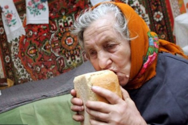 На Луганщині окупанти виманюють у пенсіонерів дані про чоловіків призовного віку — Гайдай