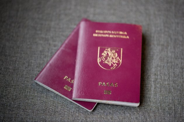 У Литві запропонували позбавляти громадянства за підтримку війни росії проти України