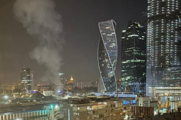 Вибух у «Москва-сіті». Росіяни заявили про атаку безпілотника (відео)