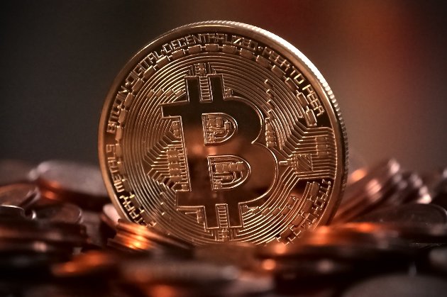 На більш як 17%: вранці Bitcoin опускався нижче $50 тис.