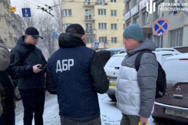 У Львові судитимуть адвоката, який виманював гроші у родин загиблих військових