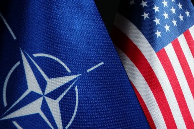 США і НАТО працюють над новою схемою постачання зброї Україні — Reuters