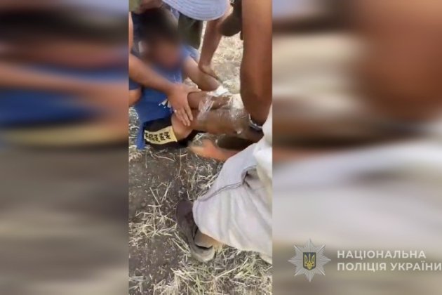 На Одещині група людей зв'язала підлітка і катувала на камеру — поліція розслідує