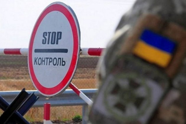 Зеленський хоче дозволити виїзд за кордон чоловікам до 22 років