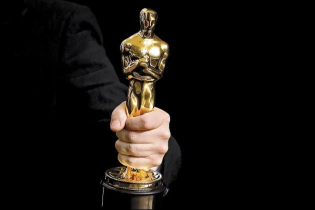 Україну на премії «Оскар» представить фільм «2000 метрів до Андріївки»
