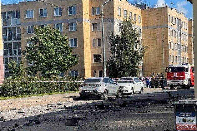 У Санкт-Петербурзі вибухнув автомобіль: росЗМІ повідомляють про загибель підполковника рф (відео)