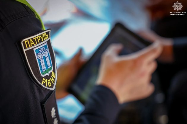 Вибух у райвідділі поліції Рівного: один правоохоронець загинув, троє поранені