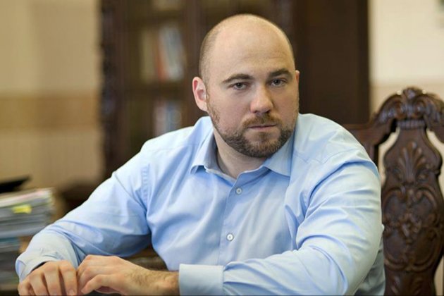 Нардепу Столару заочно повідомили про підозру за п’ятьма статтями — ЗМІ