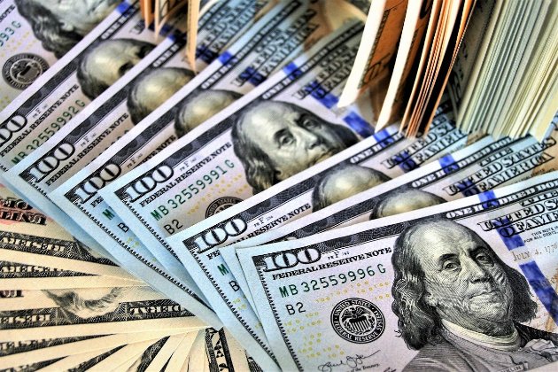 Білоруси за місяць кризи забрали з банків $1 млрд