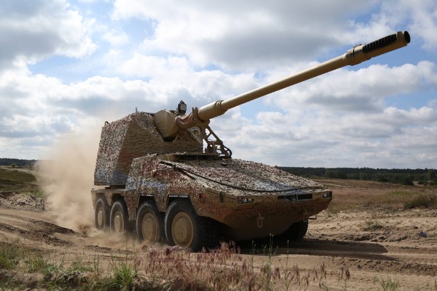 Німеччина погодилась продати Україні 18 артилерійських установок RCH-155