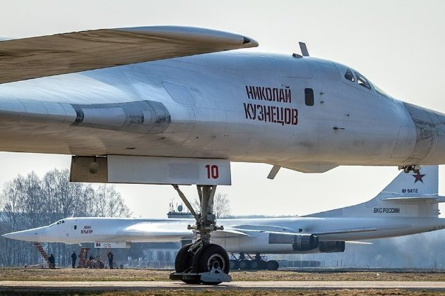 Вибухи на російському аеродромі «Енгельс»: скільки там могло бути ворожих літаків