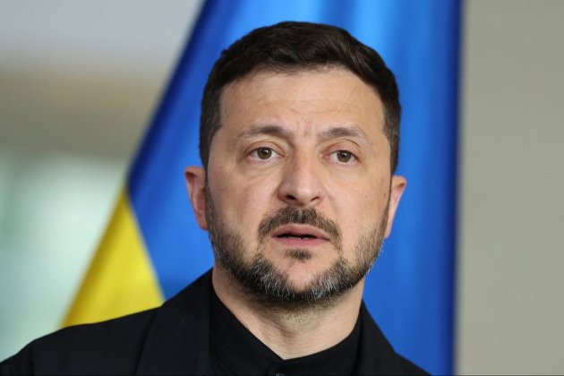 Зеленський відповів на запрошення путіна до москви