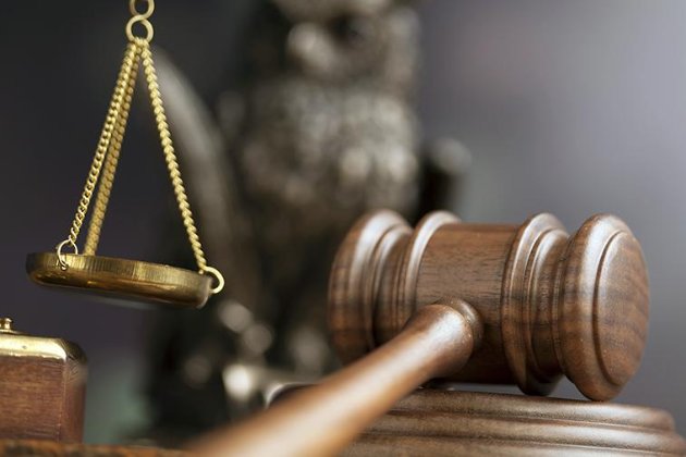 Зеленський підписав закон про створення двох вищих адміністративних судів