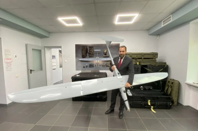 Польська WB Group запустила виробництво розвідувальних дронів FlyEye в Україні