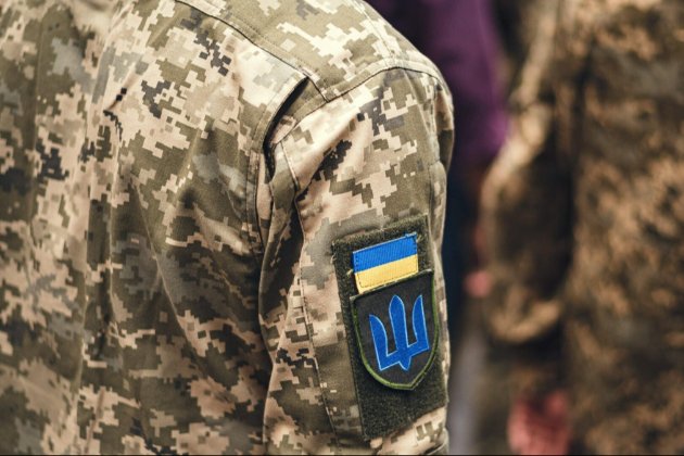 Рада дозволила бронювати чоловіків без військового квитка і у розшуку ТЦК