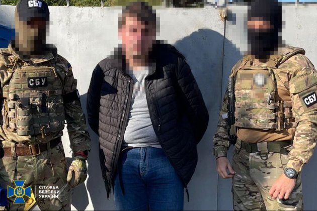 У Херсоні затримано медика, який коригував удари рф по українських позиціях